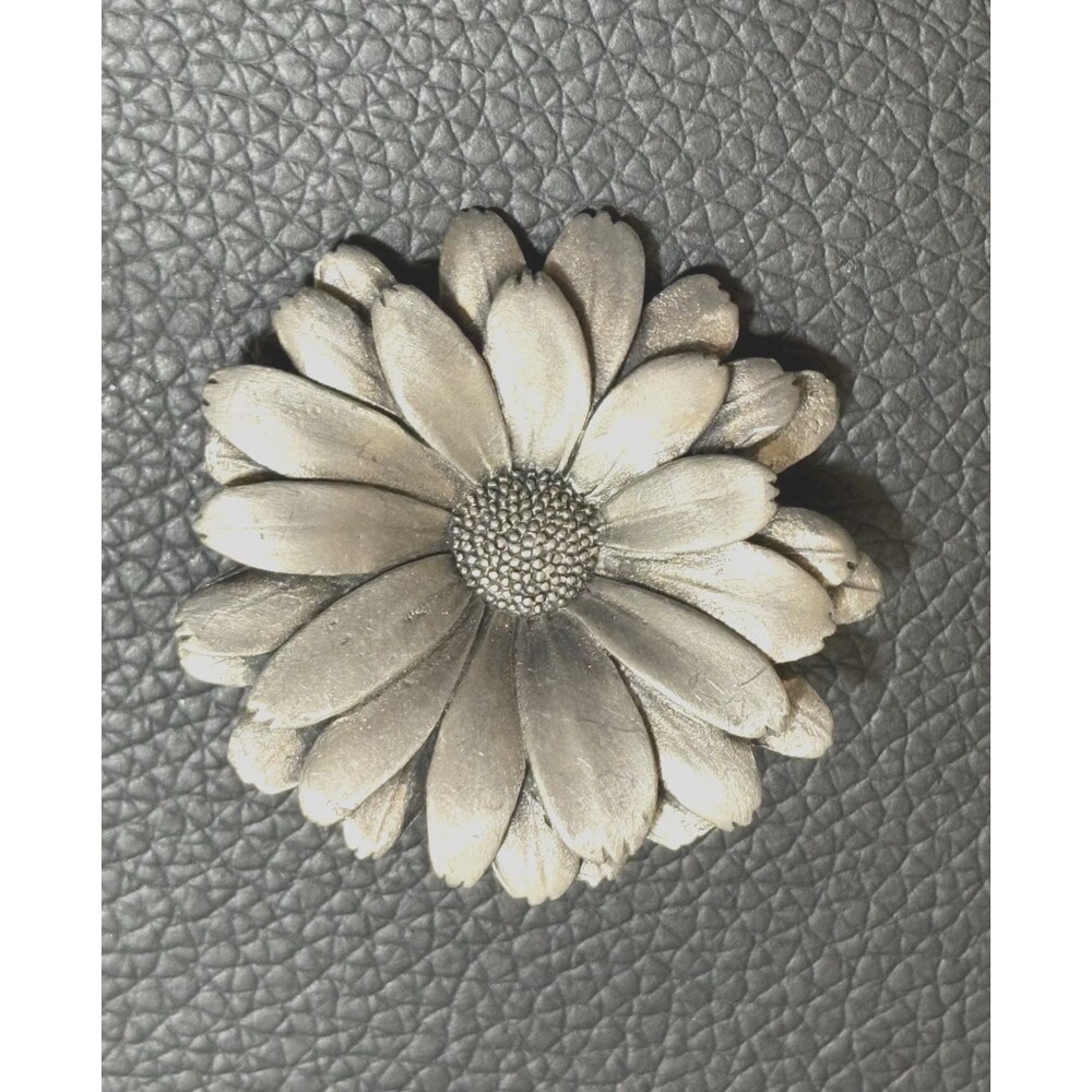 Vintage 2006 Seagull Pewter Floral Brooch Signed JP 303